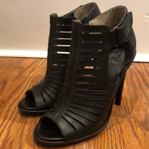Sam Edelman - 8 - Black Open-toe heel w/rubber sole